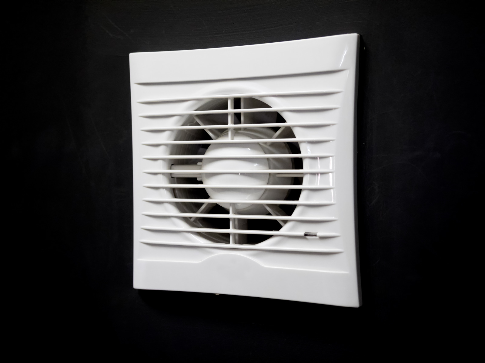 Extractor fan installer in Oxford