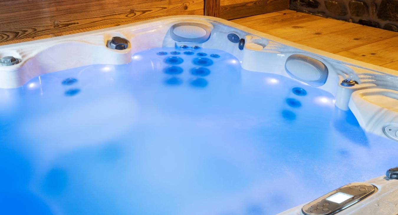 Hot tub electrics & installation in Oxfordshire